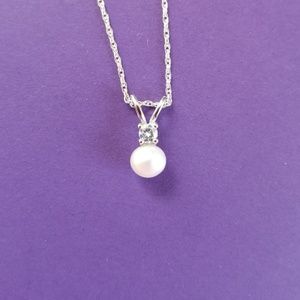 Vantel Pearls "Diamond Girl" necklace